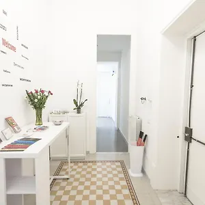 Dimora Centrowell Pensión Palermo